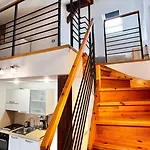 Apartment Miru Loft Prague