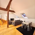 Apartment Miru Loft Prague